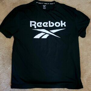 Mens Juniors Reebok Athletic Top sz. Med